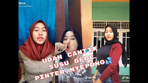 Jilbab Berkacamata Pintar Nyepong Sampai Crot .